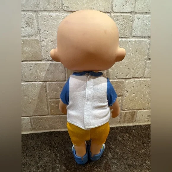 CoComelon Official Deluxe Interactive JJ Doll with Sounds - Picture 3 of 9